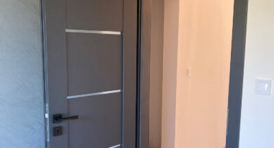Byt Vranov 2 - inštalácia interiérových dverí VOSTER - MOBI dekor grafit mat